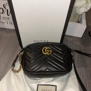 GG MARMONT MINI SHOULDER BAG